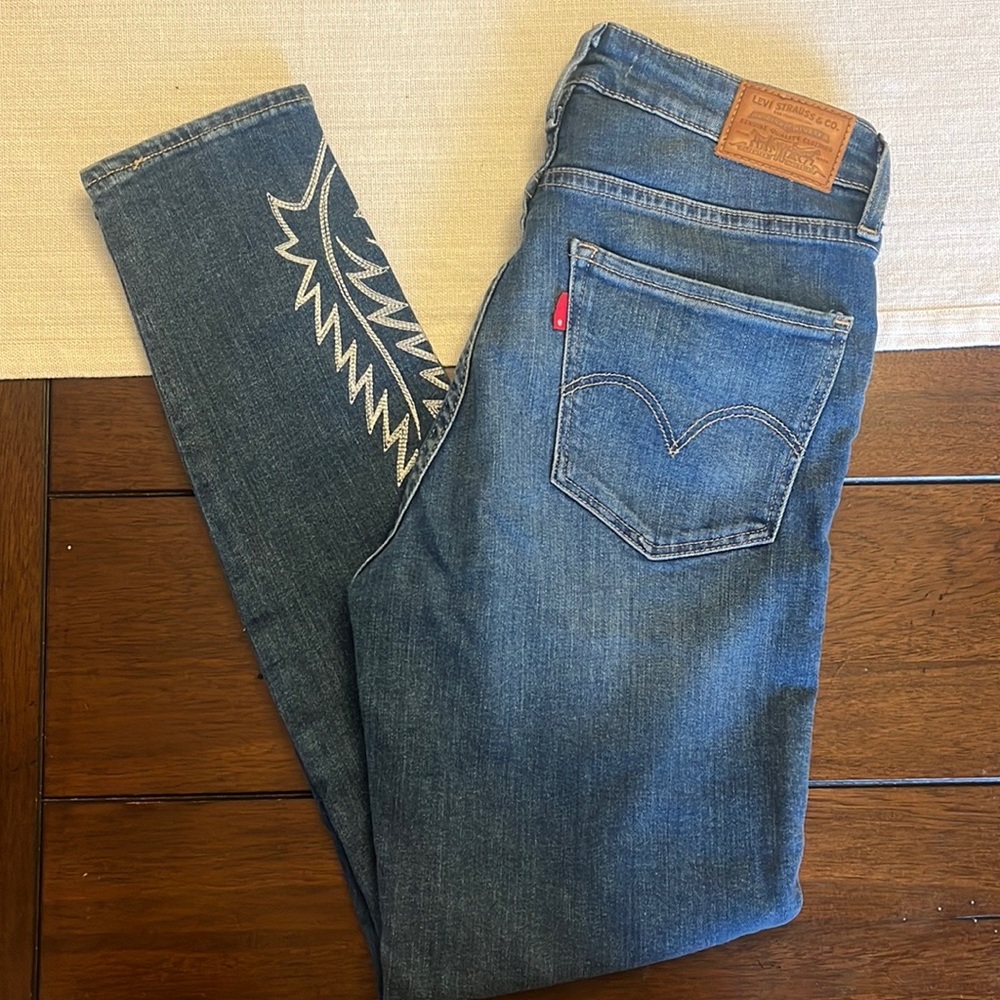 Levi’s 721 Embroidered Skinny Jeans